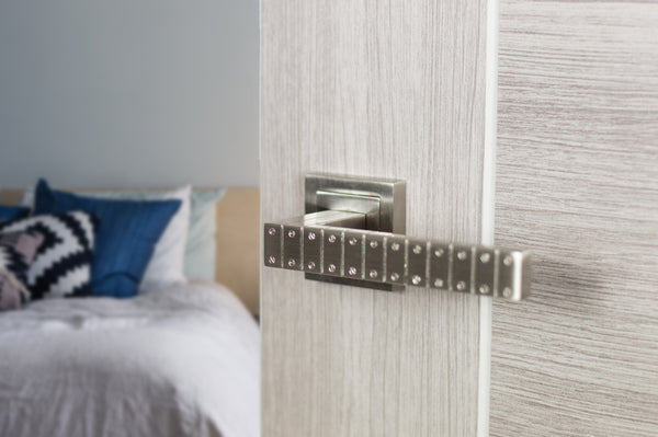 Senza Pari Bianca Lever Door Handle on Square Rose - additional image