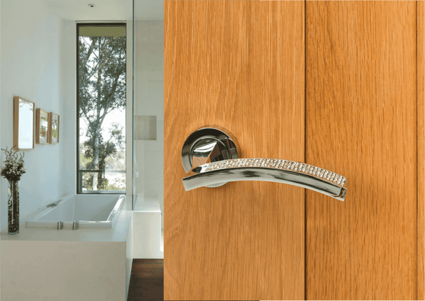 Senza Pari Crystal Lever Door Handle on Round Rose - additional image