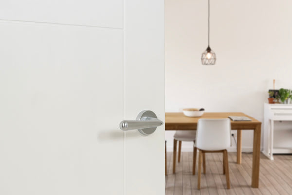 Tupai Rapido CurvaLine Adra Lever Door Handle on Round Rose - additional image