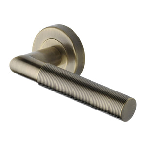 M Marcus - Heritage Brass, Bauhaus Mitre Reeded Door Handle on Round Rose, Door Handles, Door Handles on Round Rose