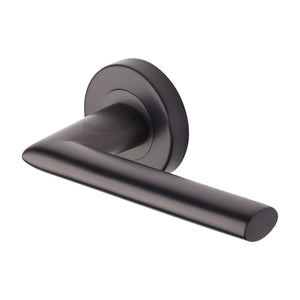 M Marcus - Heritage Brass, Admiralty Door Handle on Round Rose, Door Handles, Door Handles on Round Rose