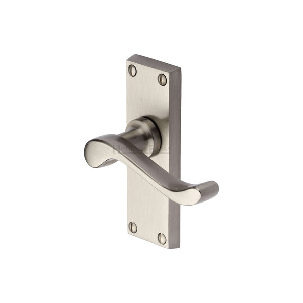 M Marcus - Heritage Brass, Bedford Short Door Handle on Plate, Door Handles, Door Handles on Plate