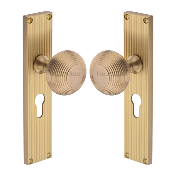 Beehive Reeded Mortice Knob on Plate V9548