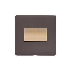 Verona Range Switches & Sockets - 6A Triple Pole Fan Isolator Switch by Heritage Brass By M-Marcus