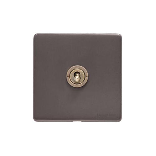 Verona Range Switches & Sockets - 1 Gang Intermediate Toggle Switch by Heritage Brass By M-Marcus