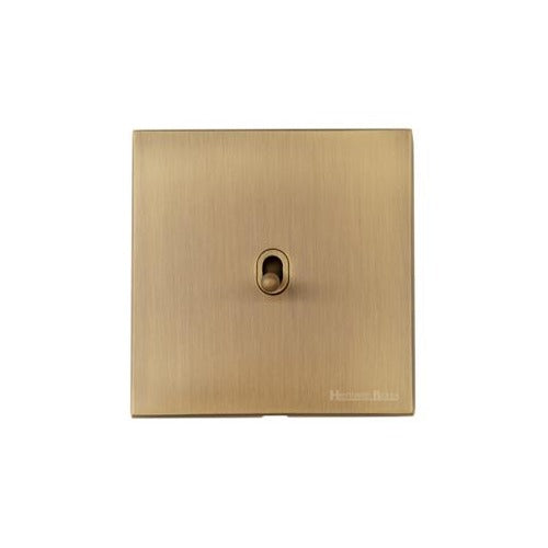 Windsor Range Antique Brass Switches & Sockets, WN91 - 1 Gang Intermediate Stockholm Toggle by Heritage Brass By M-Marcus
