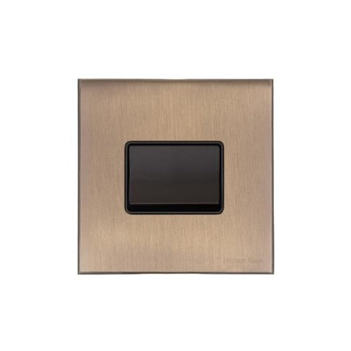 Windsor Range Antique Brass Switches & Sockets, WN91 - 6A Triple Pole Fan Isolator Switch by Heritage Brass By M-Marcus