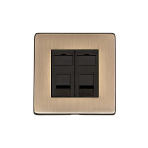 Vintage Range Antique Brass Switches & Sockets, X91 - Shaver Socket Output Voltage 110/240V by Heritage Brass By M-Marcus