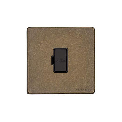 Vintage Range-Rustic Brass-Unswitched Spur (13 Amp)