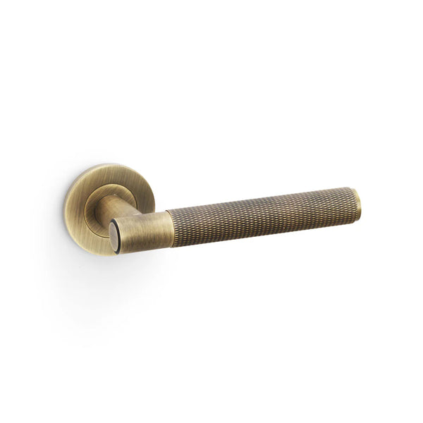 Alexander And Wilks - Spitfire Knurled Lever On Round Rose