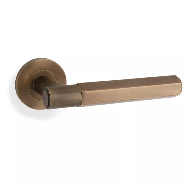Alexander & Wilks Spitfire Hex Lever On Round Rose