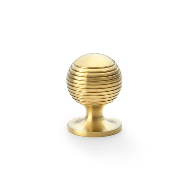 Alexander & Wilks Caesar Cabinet Knob On Round Rose