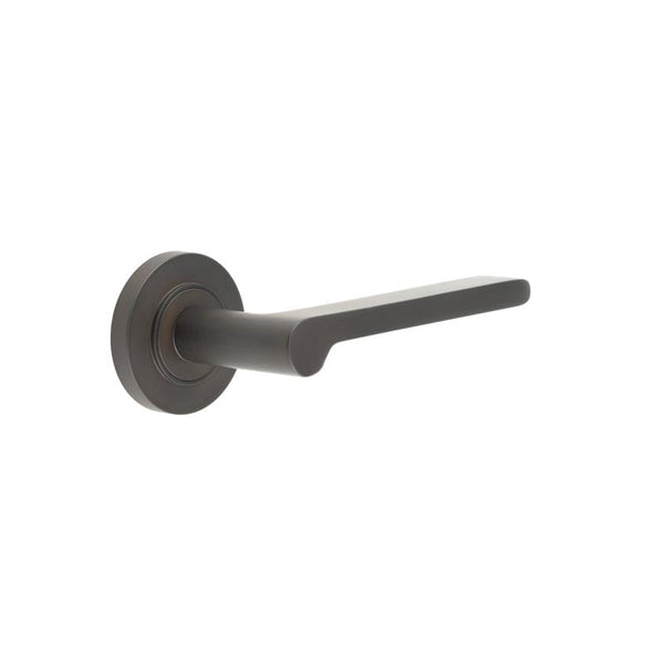 Burlington Fitzrovia Door Handles On Plain Rose