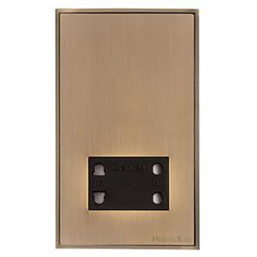 Executive Range-Antique Brass-Shaver Socket Output Voltage 110/240V