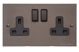 Heritage Brass Stylist Bronze Flat Plate - Square Edge - Double Socket (13 Amp)
