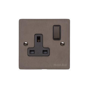 Heritage Brass Stylist Bronze Flat Plate - Round Edge - Single Socket (13 Amp) - Type L9 by Heritage Brass By M-Marcus