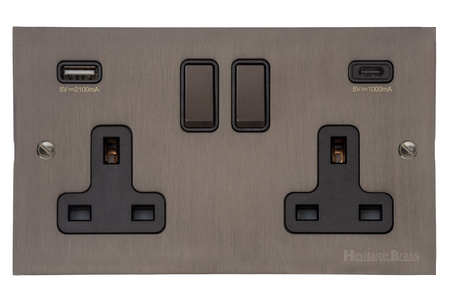 Heritage Brass Stylist Bronze Flat Plate - Square Edge - 2G 13A Socket with USB-A+C