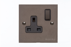 Heritage Brass Stylist Bronze Flat Plate - Square Edge - Single Socket (13 Amp)