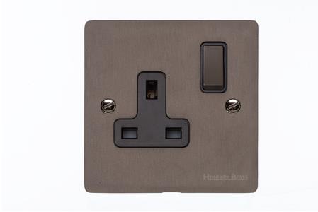 Heritage Brass Stylist Bronze Flat Plate - Round Edge - Single Socket (13 Amp)