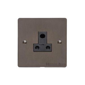 Heritage Brass Stylist Bronze Flat Plate - Round Edge - 5 Amp 3 Round Pin Socket - Type L9 by Heritage Brass By M-Marcus