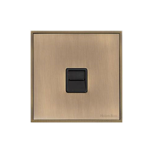 Executive Range-Antique Brass-1 Gang Master Line Socket