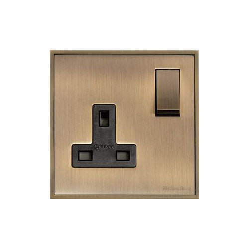 Executive Range-Antique Brass-Single Socket (13 Amp)