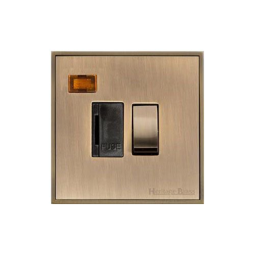 Executive Range-Antique Brass-Switched Spur with Neon (13 Amp)