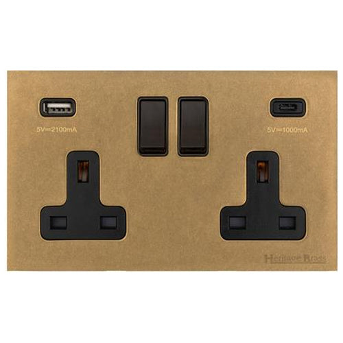 Windsor Range Aged Brass Switches & Sockets, WN50 - 2G 13A Socket with USB-A+C by Heritage Brass By M-Marcus