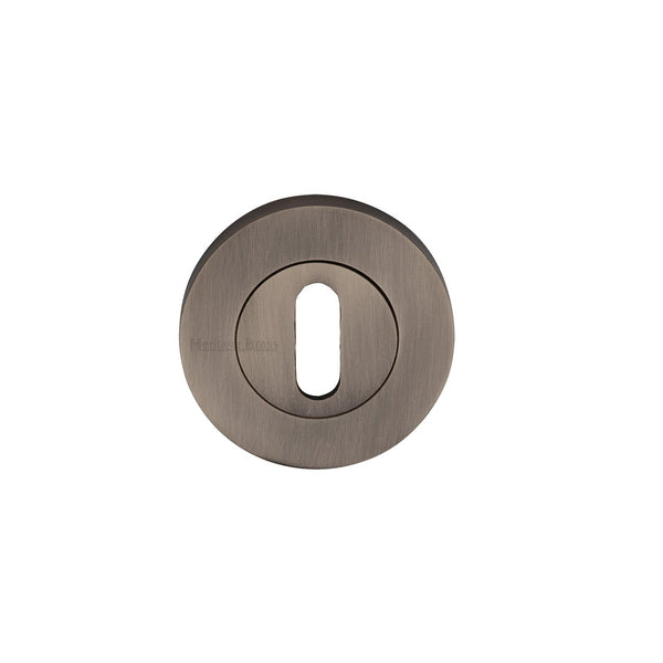 Standard Key Escutcheon Round - RS2000 by M Marcus - Heritage Brass