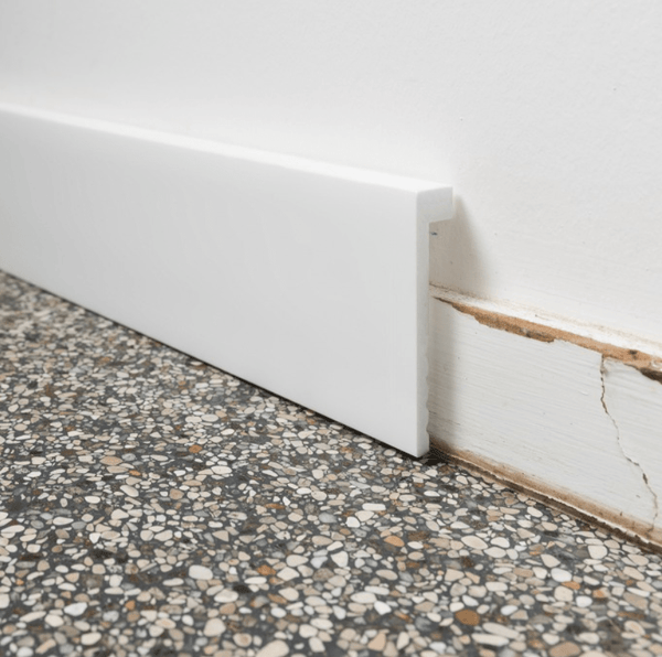 Orac SX171-RAL9003 Pre-Painted White Skirting Board (RAL 9003) 100mm x 22mm x 2m – Duropolymer
