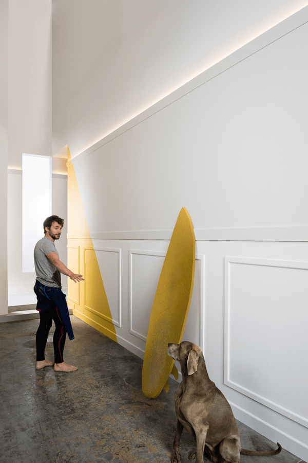 Orac SX184-RAL9003 Pre-Painted White Skirting Board (RAL 9003) 110mm x 13mm x 2m – Duropolymer