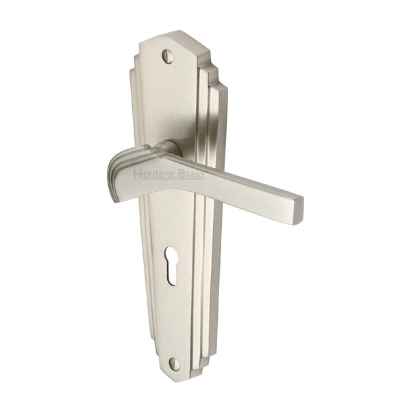 M Marcus - Heritage Brass, Waldorf Door Handle on Plate, Door Handles, Door Handles on Plate