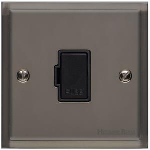Elite Stepped Plate Range - Polished Black Nickel - Unswitched Spur (13 Amp)
