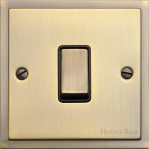 Elite Stepped Plate Range - Antique Brass - 1 Gang Intermediate Switch (10 Amp)